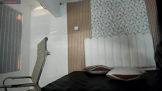 allyson_nahid webcam