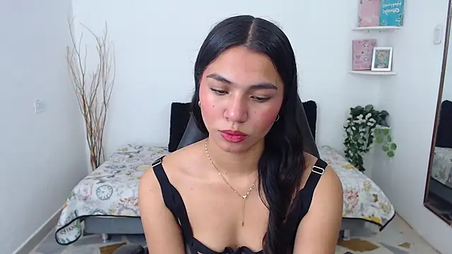 Emma_Faith webcam