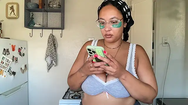 dreamyriri webcam