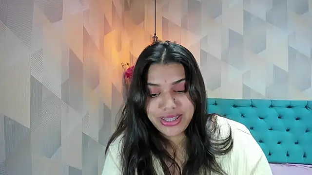 LindaBreeS webcam