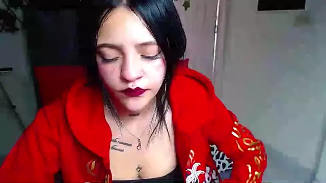 Violettasquirt webcam