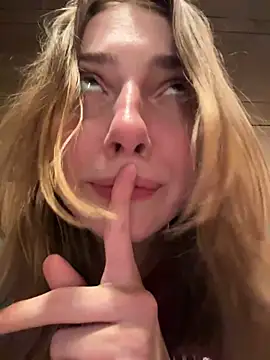 Sunny___Bunny webcam