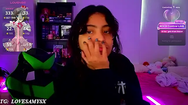 Lovelyamyy webcam