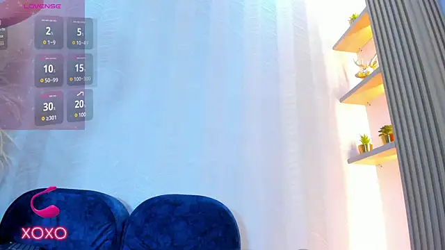 Naomii_Viper webcam