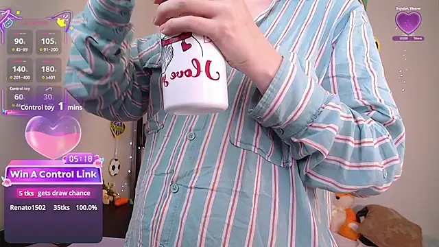 Elise_Nyx webcam