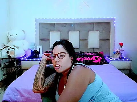 indiantopaz694u webcam