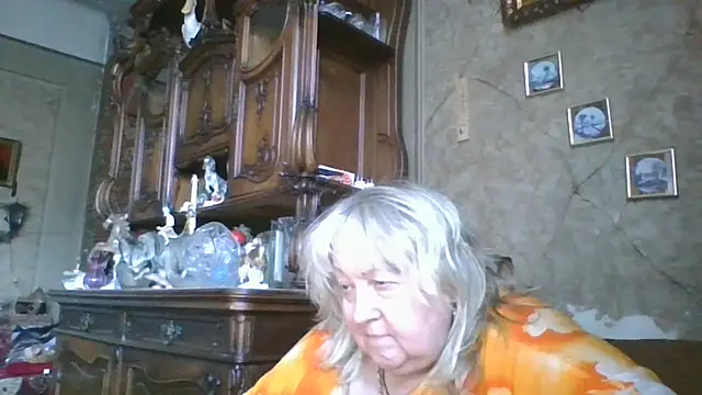 Lala-Love56 webcam