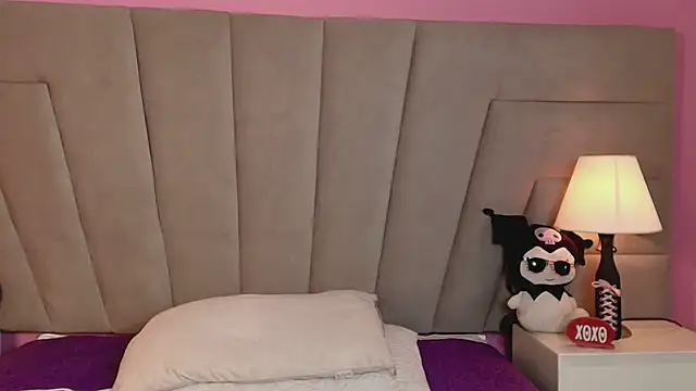 Emilyroth webcam