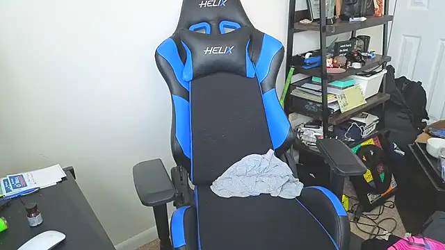 JimmyJerksYa webcam