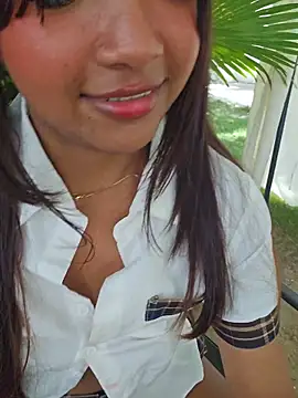 Pretty_karol webcam