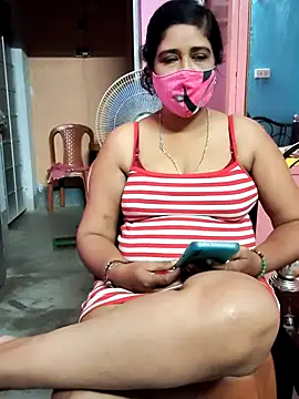 Rulali_44 webcam
