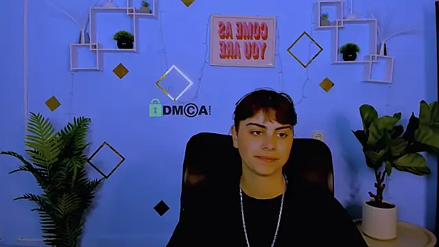 shadow_kiss_ webcam