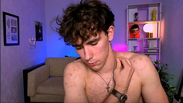 noah_nero live cam on StripChat