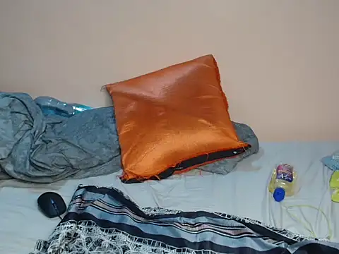 Blossom_lisa webcam