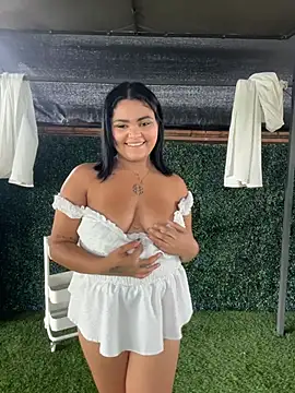 HoneyBunXXX webcam