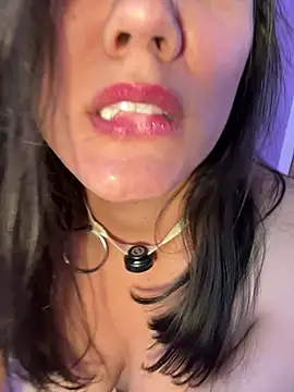 mahia_queen webcam