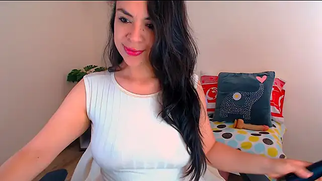 LATINGODDESS_X webcam