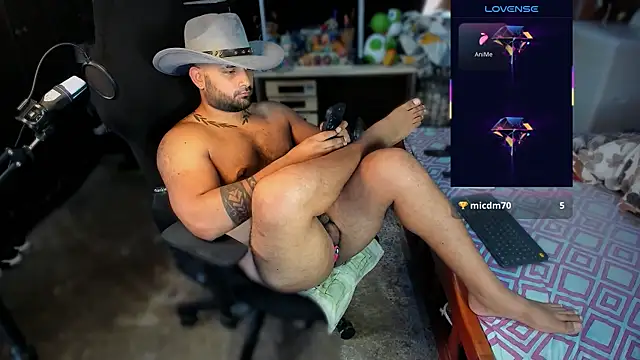Imperion_king live cam on StripChat