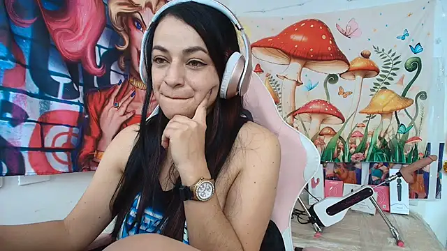 LovelyAzucena webcam