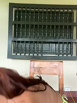 AliceMrtnz webcam