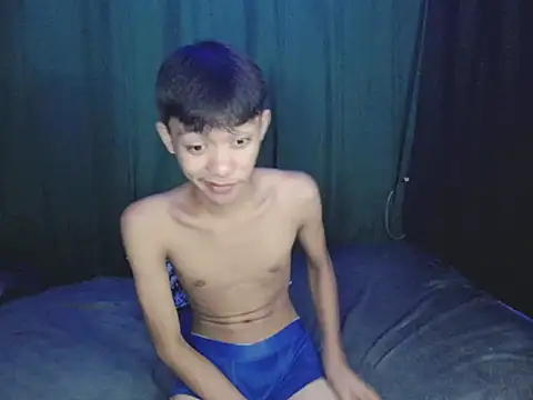 Innocentfucker webcam