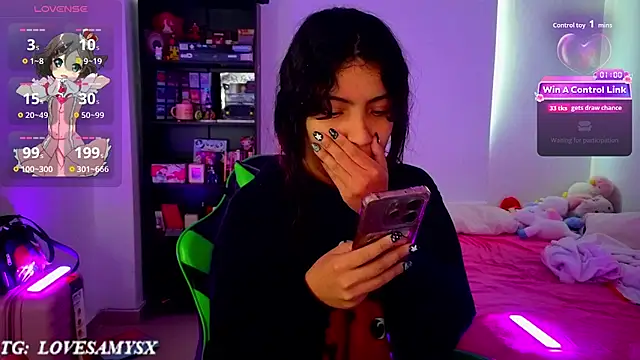 Lovelyamyy webcam