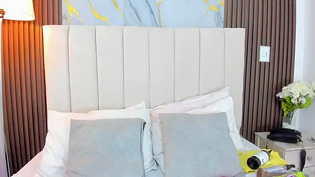 Victoria_Guzman webcam