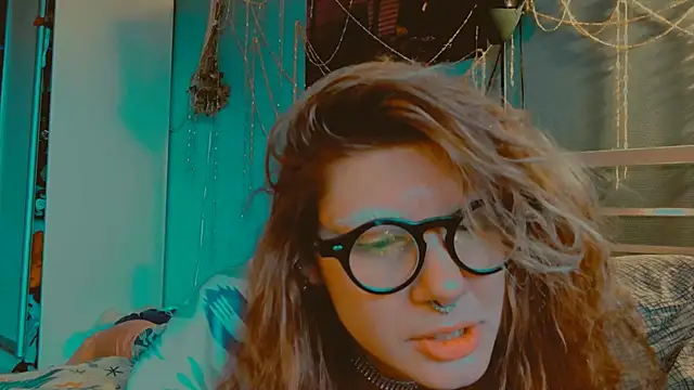 VivienDarkbloom webcam