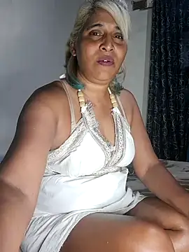 Goodgirlsue_77 webcam