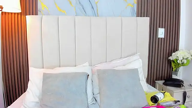 Victoria_Guzman webcam