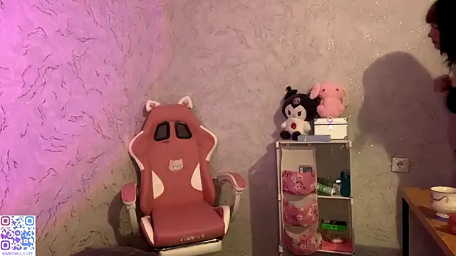 meowli_cute live cam on StripChat
