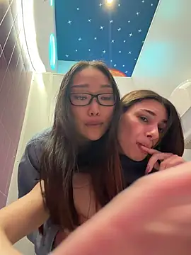 trytomakememoam webcam