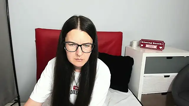 NadiaXlove live cam on StripChat