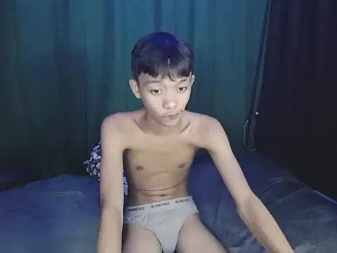 Innocentfucker webcam