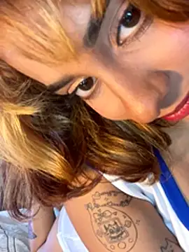 LeylaKnox webcam