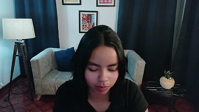 SofiaMante_ webcam