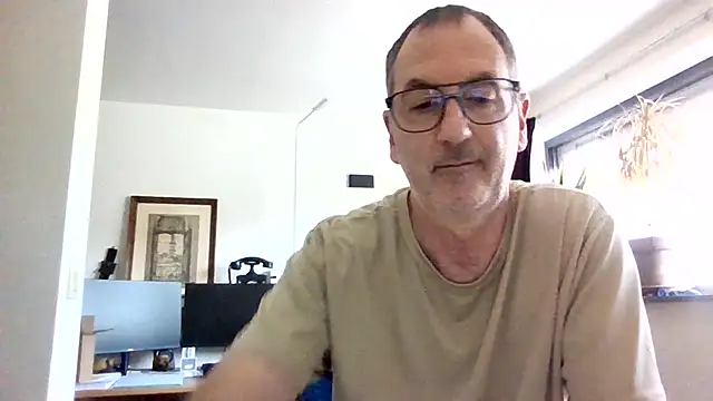 HotLucas66 webcam
