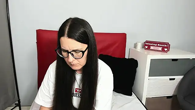 NadiaXlove webcam