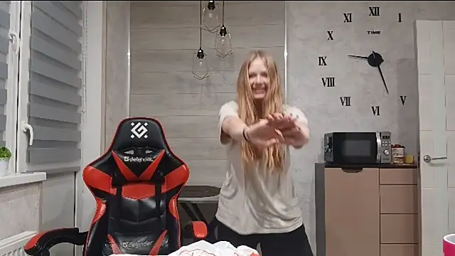 KarinaBestie webcam