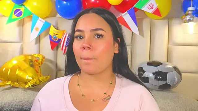 EmilyQueen3x webcam