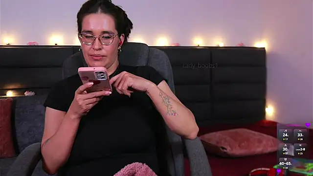 kathieandpovcock1 webcam