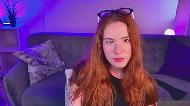 ChloeAster webcam