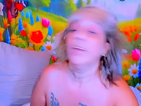 indianroxy webcam