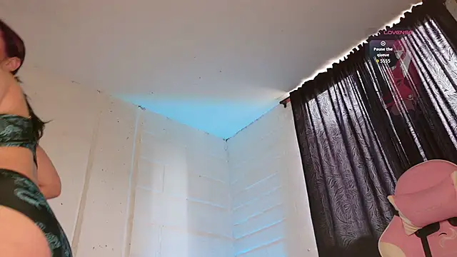 Nyx_Blackmoon webcam