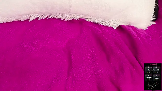 Alice_Pops webcam