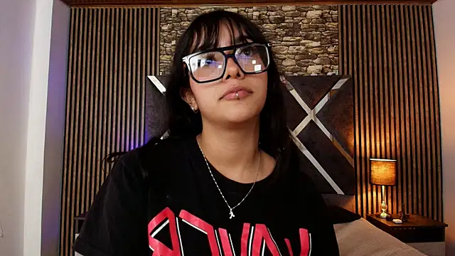 Amy_channel webcam