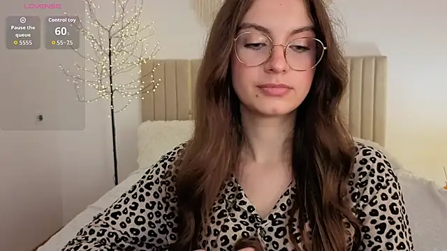 Real_cutie1 webcam