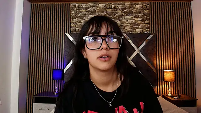Amy_channel webcam