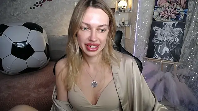 NickyAdamidi webcam
