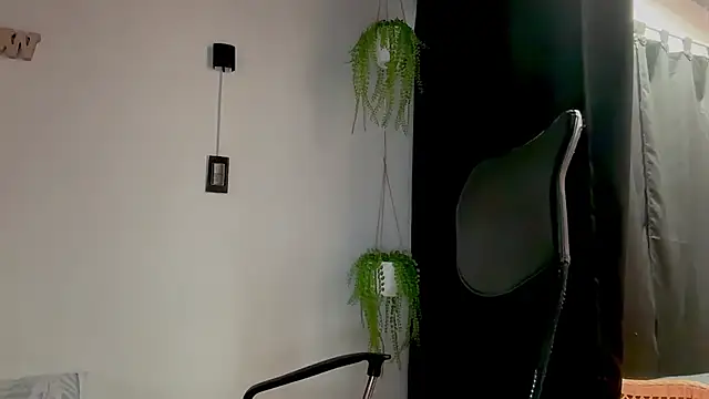 MarcellaGriffin webcam